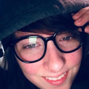 Meet your Posher, Katelynn